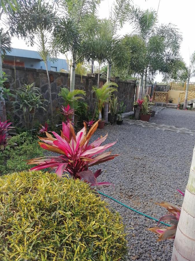 Apartamento Ahavah Trou d'Eau Douce Exterior foto
